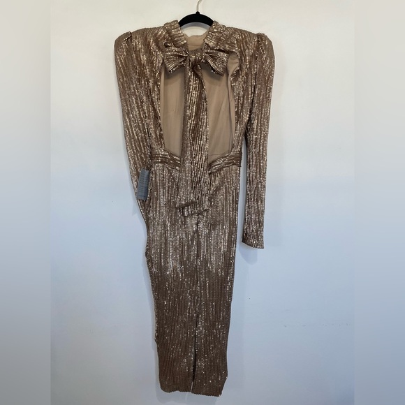 NWT LAVISH ALICE Sequin Ruched Bow-Back Midi Dress – Size 2 - Picture 7 of 12